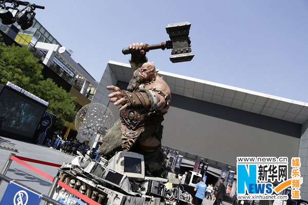 魔兽主题展北京站揭幕 吴彦祖出演兽人受关注(图2) 魔兽主题展北京站揭幕 吴彦祖出演兽人受关注(图2)