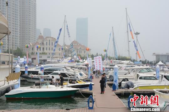 大连国际游艇展闭幕签约总额超8000万元