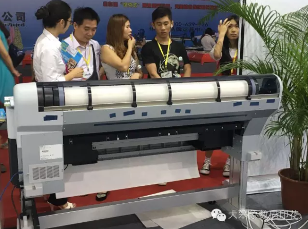 现场大卖35台机器!广州大笨象数码印花展会(图7)